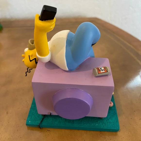 The Simpsons TELEVISION Teacher Mother Secret Lover at Home With Homer Figure - Picture 3 of 6